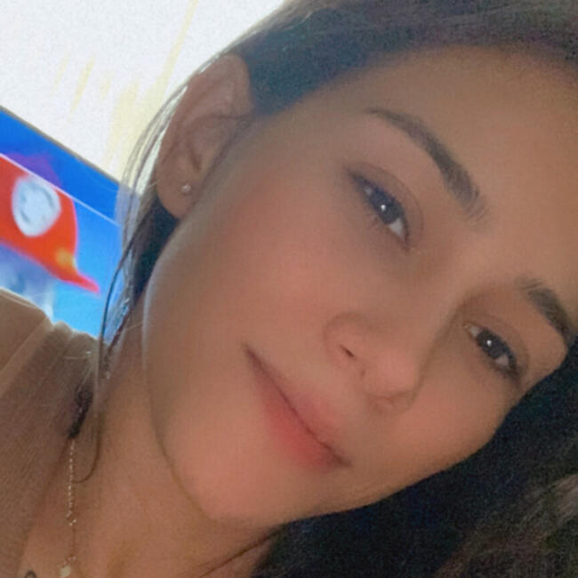 Babysitter in Newry: Andressa