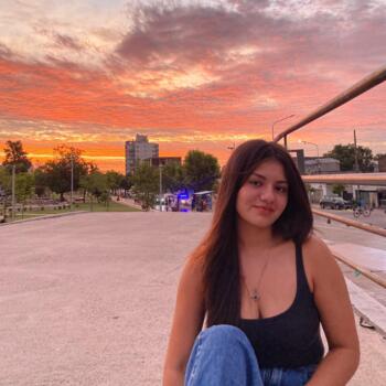 Babysitter Ezeiza: Abril