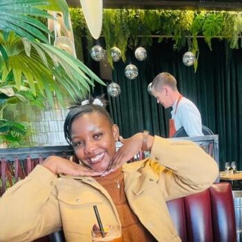 Babysitter in Randburg: Afikile