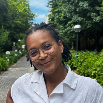 Babysitter in Ovar: Juliene