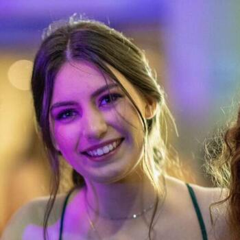 Babysitter Toowoomba: Lily