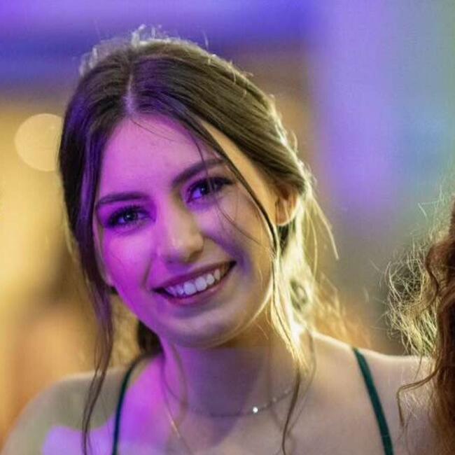 Babysitter in Toowoomba: Lily