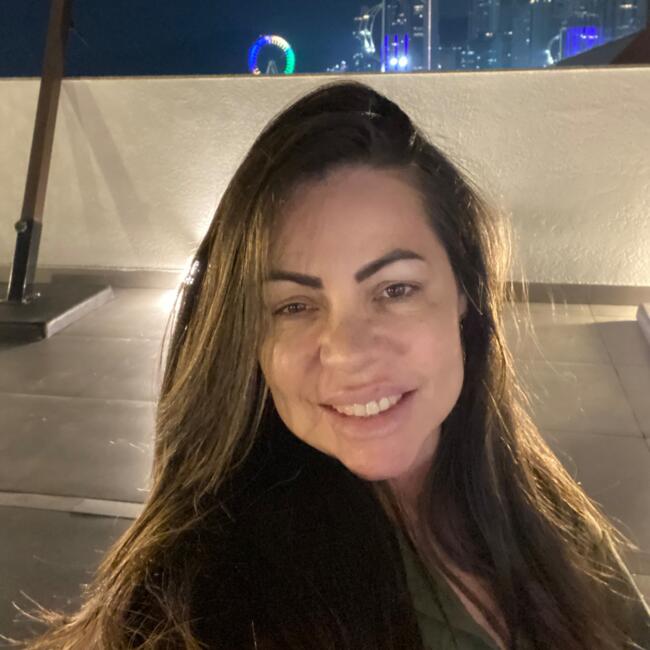 Babá em Balneário Camboriú: Amanda