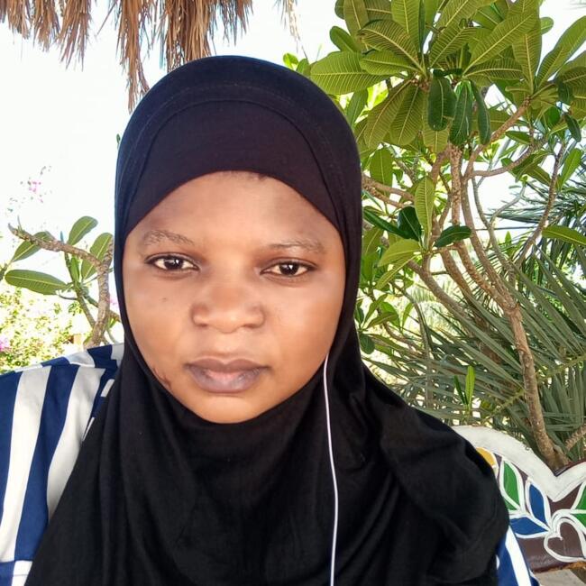 Nanny in Riyadh: AyandareLatifat