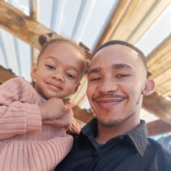 Babysitter in Port Elizabeth: Andrew