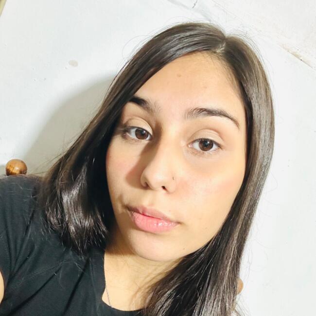 Babysitter in Lanús: Azul