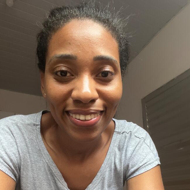 Babá em Santa Luzia: Ana Cristina