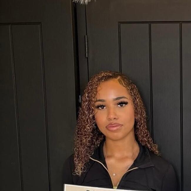 Babysitter in Luton: Alesha