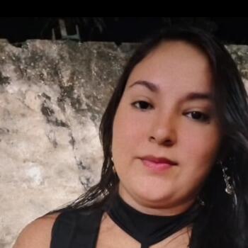 Babysitter in Belém: Kailane