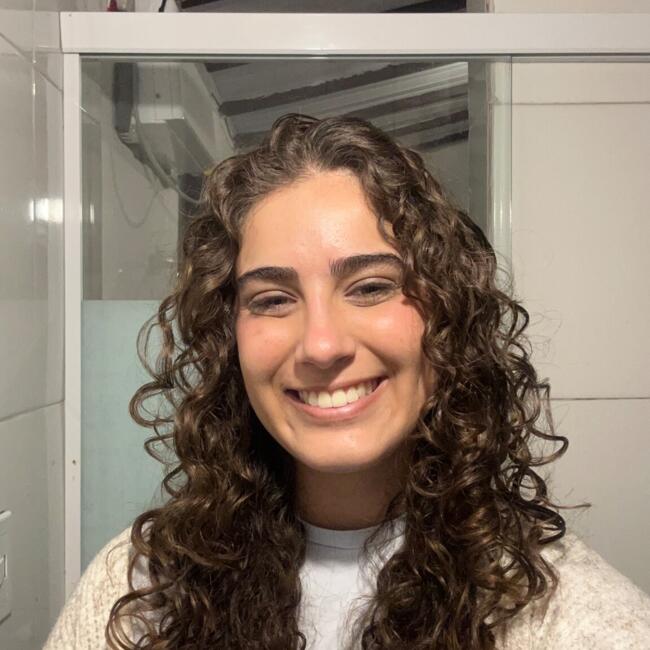 Babá em Campo Grande: Cecília
