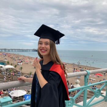 Babysitter in Sydney: Mia