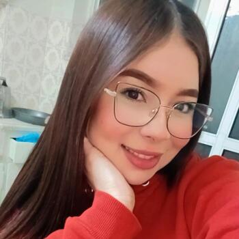 Canguro en Barcelona: Yenifer