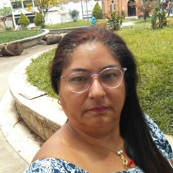 Babysitter in Santiago de Cali: Luz