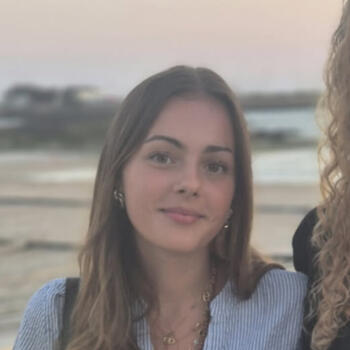 Babysitter Carquefou: Emma