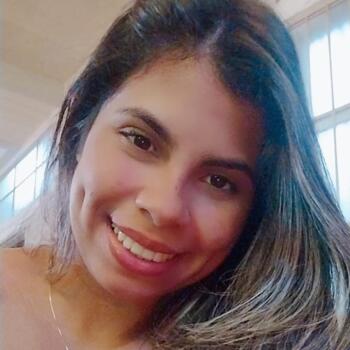 Babá em Piracicaba: Tainara