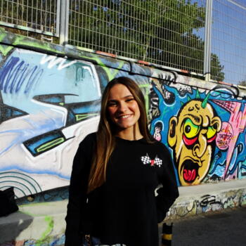 Babysitter em Sintra: Lucia