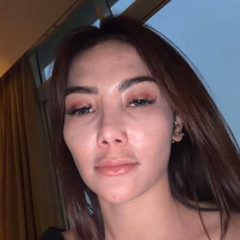 Orang tua Jakarta: Devi