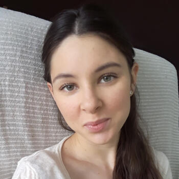 Baby-sitter in Chambray-lès-Tours: Elodie