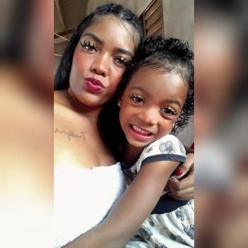 Emprego de babá em Joinville: emprego de babá Geiza