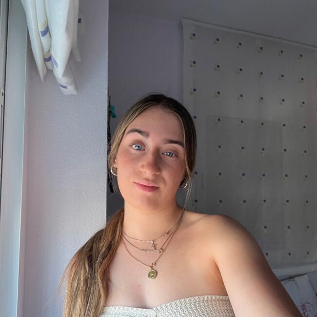 Canguro en Murcia: Ángela