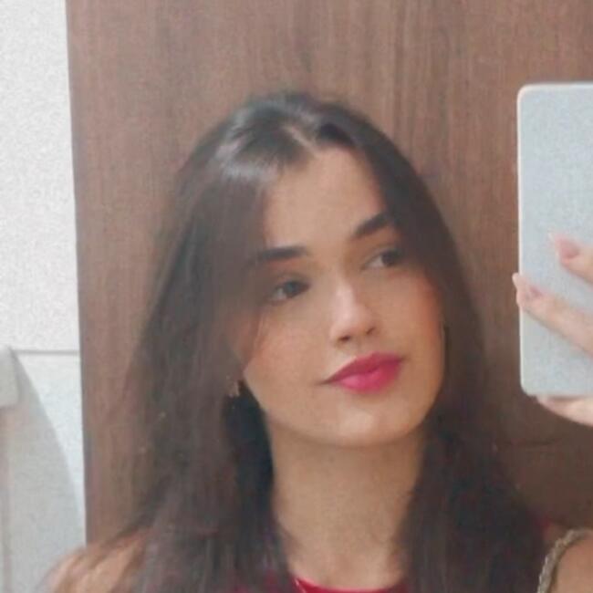 Babysitter in Goiânia: Giovana