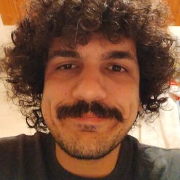 Babysitter in Pátrai: Φώτης