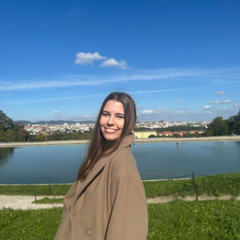 Babysitter in Wien: Lorena