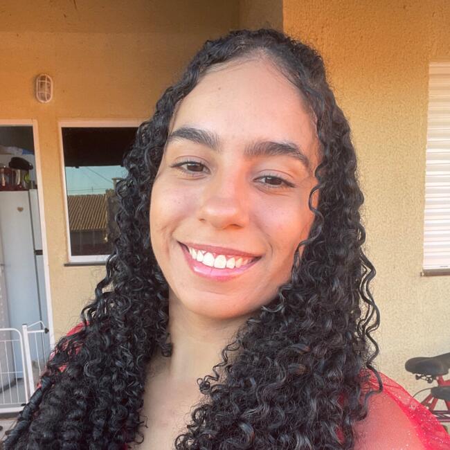 Babysitter in Várzea Grande: Thayná