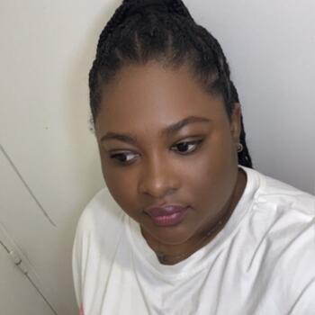 Babysitter in Drancy: Love Mika