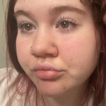 Babysitter in Ridgeley: Rachael