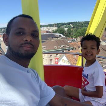 Babysitting job in Zurich: babysitting job Nahashon katana