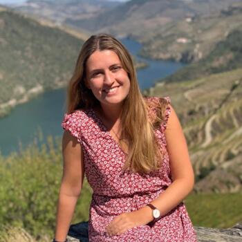 Babysitter em Algés: Madalena