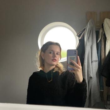 Babysitter in Brighton: Chloe