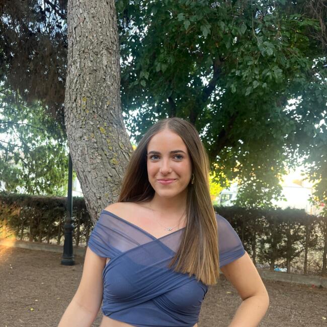 Babysitter in Albacete: Raquel