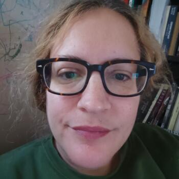 Δουλειά για babysitter στην περιοχή Καματερό: δουλειά φύλαξης παιδιών ΕΙΡΗΝΗ