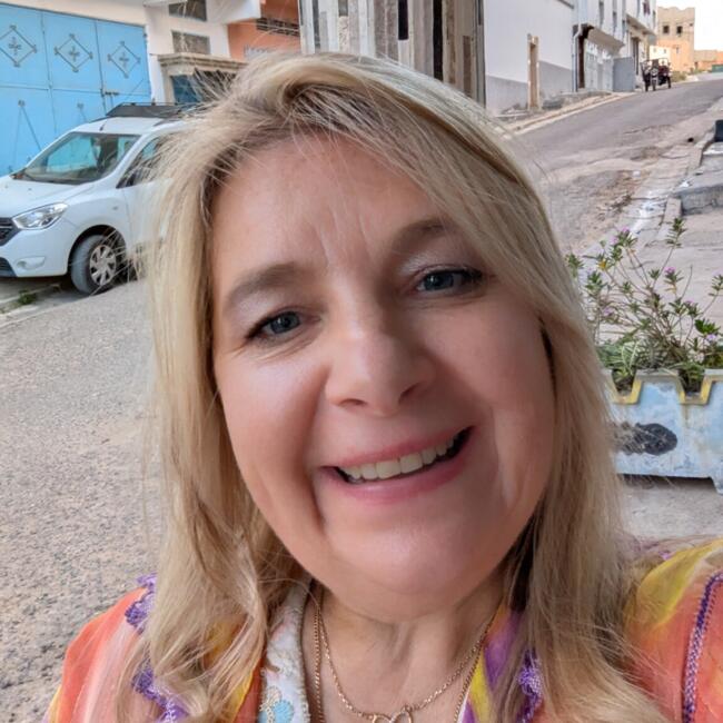 Babysitter in Épernay: Isa
