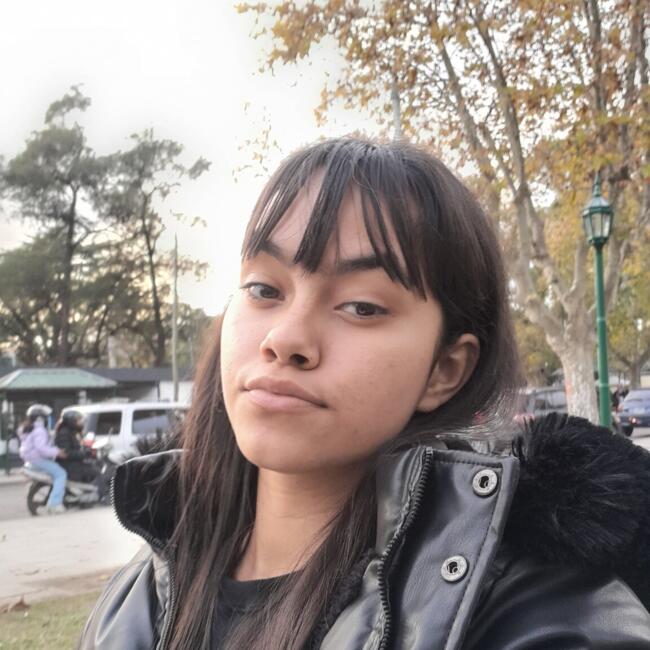 Babysitter in Monte Grande: Eva