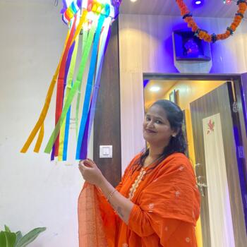 Babysitter in Mumbai: Sonali