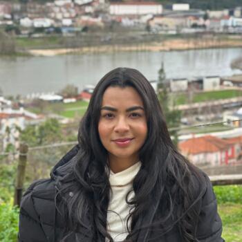 Babysitter em Rio Tinto: Monike Monteiro