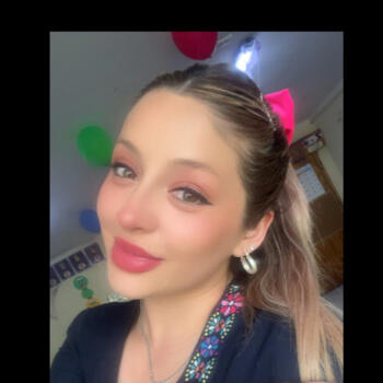 Babysitter in San Antonio: Camila paz