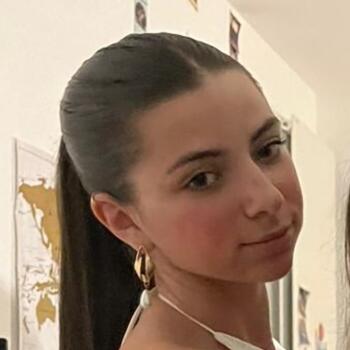 Babysitter in Plaisir: Héloïse