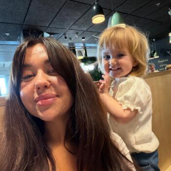 Babysitting job in Prague: babysitting job Yuliia