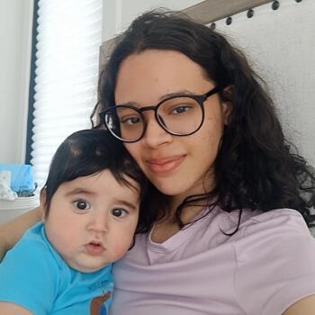 Babysitter in Maceió: Flavia