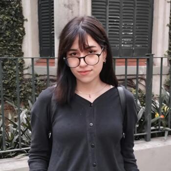 Niñera en Villa Lynch: Karen