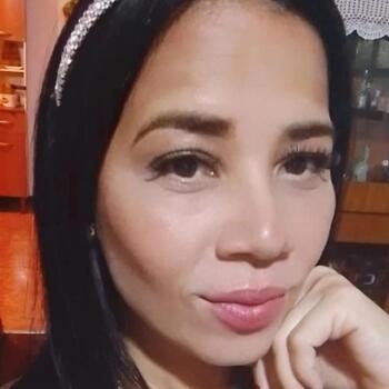 Babysitter Caracas: Yenny