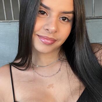 Babá em Recife: Beatriz