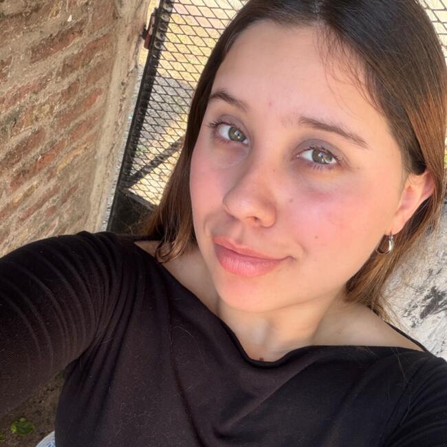 Babysitter in Almirante Brown: Karen