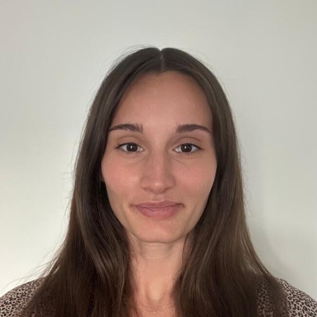 Babysitter in Montpellier: Inès