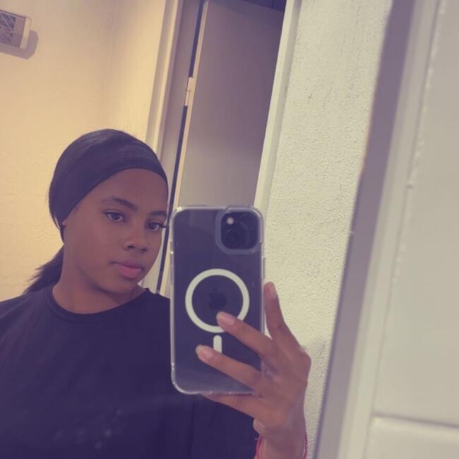 Babysitter in Montpellier: Apolline