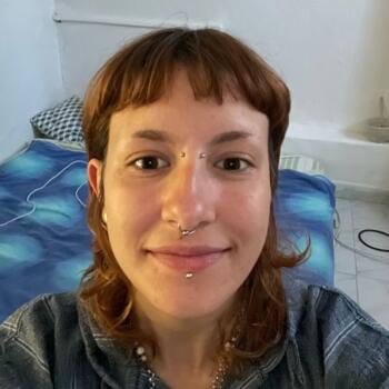 Babysitter in Almada: Bo